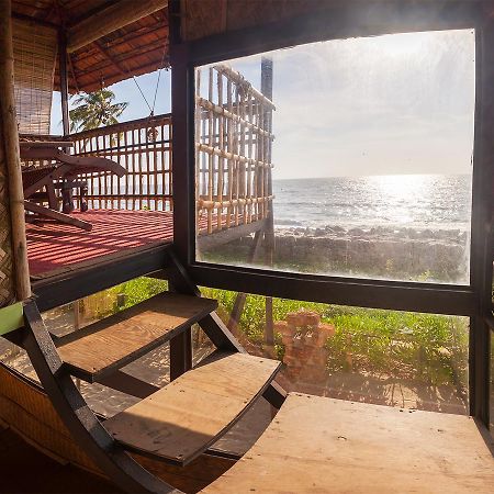 Colonels Beach Villa Alappuzha Extérieur photo