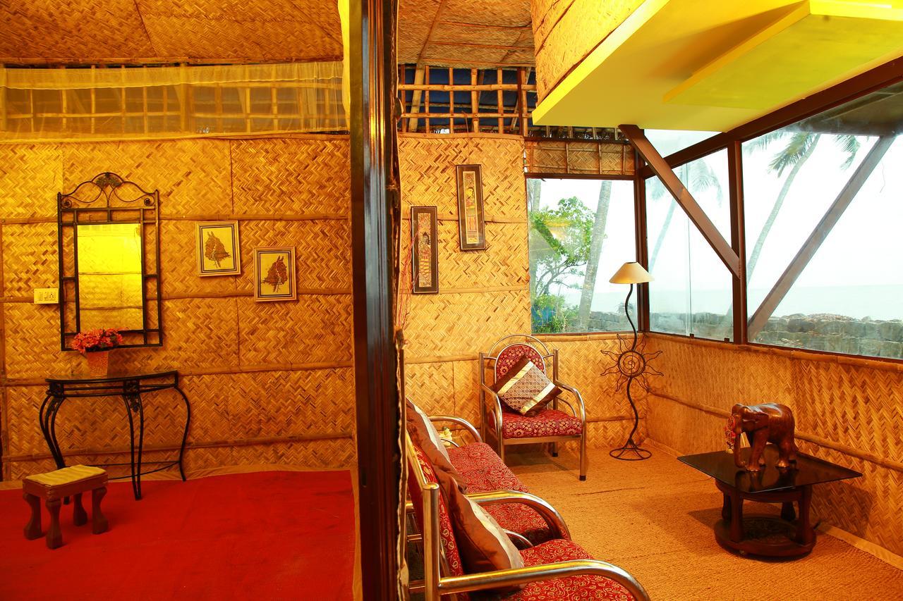 Colonels Beach Villa Alappuzha Extérieur photo
