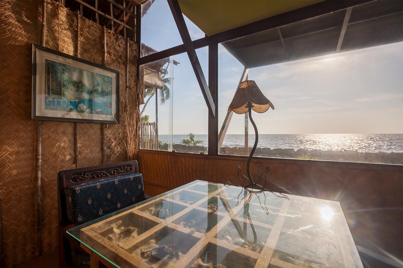 Colonels Beach Villa Alappuzha Extérieur photo